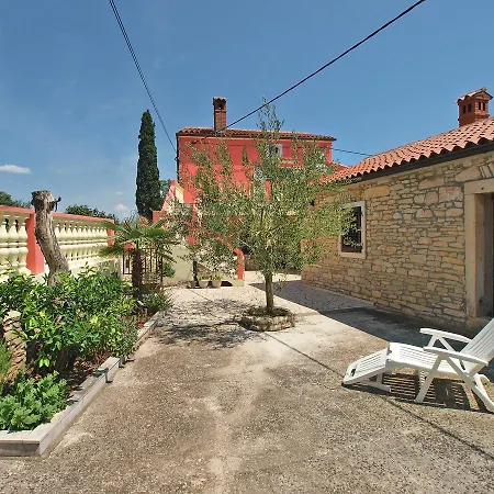House Ljubko 1716 Marčana