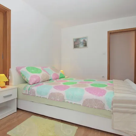 Сasa de vacaciones House Ljubko 1716 *